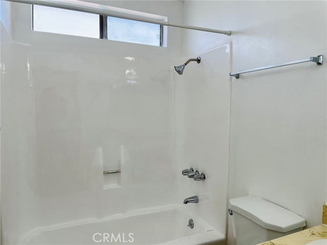 4777 W 132nd Street, Hawthorne CA: https://media.crmls.org/medias/90c412be-52a9-4983-96cb-7263fbfb3d52.jpg