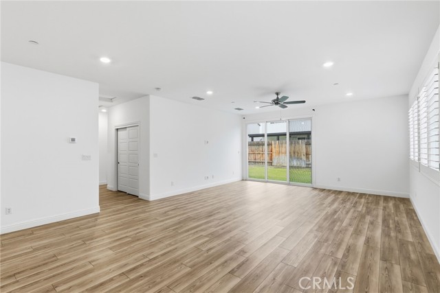 Detail Gallery Image 20 of 47 For 6516 Walkers Glen, Bakersfield,  CA 93313 - 4 Beds | 3 Baths