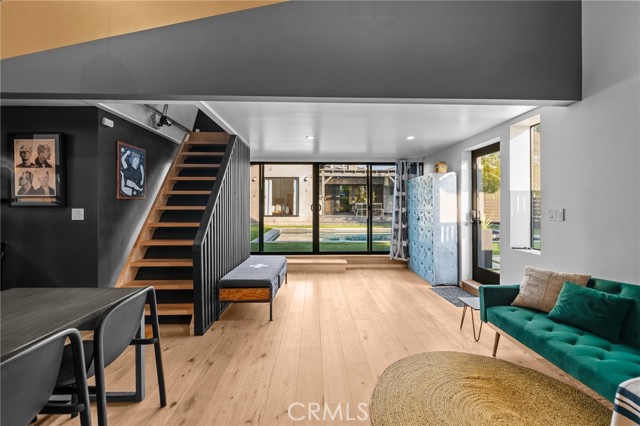 Detail Gallery Image 45 of 65 For 1079 San Jose Ave, Burbank,  CA 91501 - 4 Beds | 3/1 Baths
