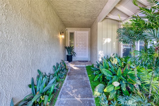 Image 2 for 9531 Netherway Dr, Huntington Beach, CA 92646