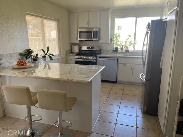 Detail Gallery Image 4 of 5 For 3143 Darkwood, Lancaster,  CA 93536 - 3 Beds | 2 Baths