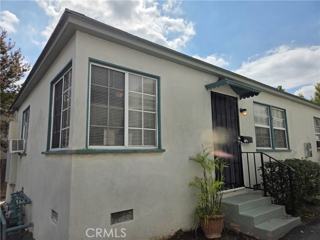 Detail Gallery Image 2 of 32 For 364 S Sierra Madre #370 1/2,  Pasadena,  CA 91107 - 1 Beds | 1 Baths