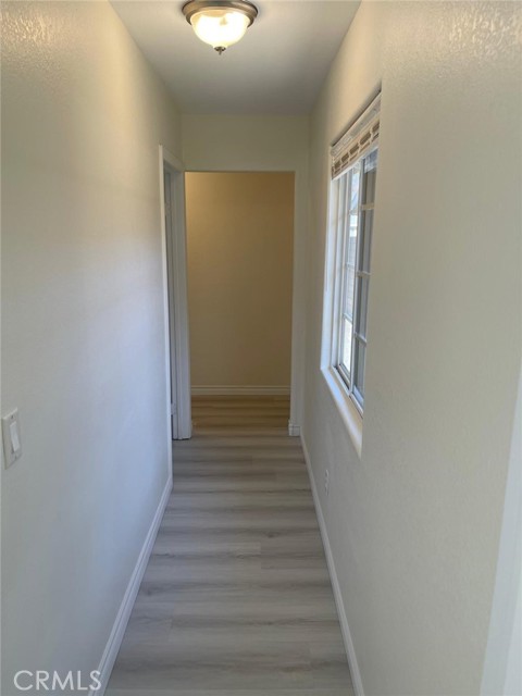 Detail Gallery Image 9 of 12 For 2106 W 9th St, Santa Ana,  CA 92703 - 5 Beds | 3 Baths