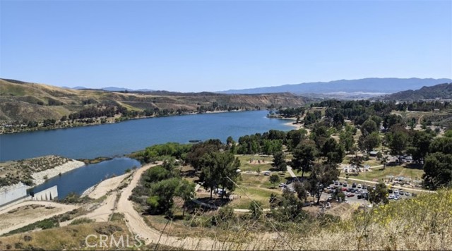 Detail Gallery Image 31 of 35 For 27505 Jasper Way, Castaic,  CA 91384 - 3 Beds | 2 Baths