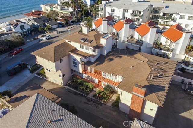 608 Esplanade, Redondo Beach, California 90277, ,Residential Income,For Sale,Esplanade,SB25021284