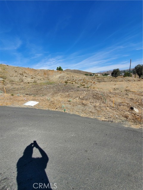 0 Idaho Place, Canyon Lake CA: https://media.crmls.org/medias/90ca9cf7-8e77-4eb4-9d17-87e358110903.jpg