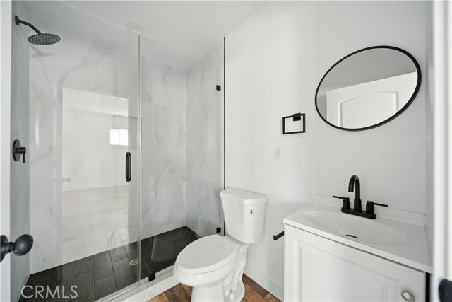 Detail Gallery Image 11 of 17 For 523 78th St, Los Angeles,  CA 90044 - 2 Beds | 1 Baths