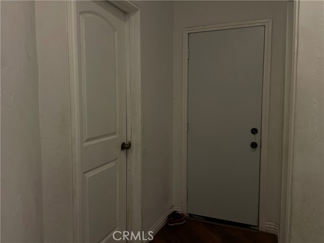 Detail Gallery Image 9 of 12 For 1012 Feliz, Bakersfield,  CA 93307 - 3 Beds | 2 Baths