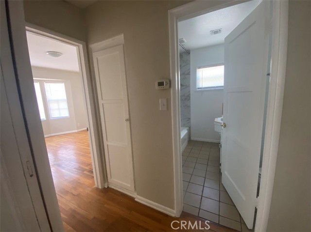 8920 Darby Avenue, Northridge CA: https://media.crmls.org/medias/90cb8b20-cbf4-4cc4-87df-5ccaa794fa88.jpg