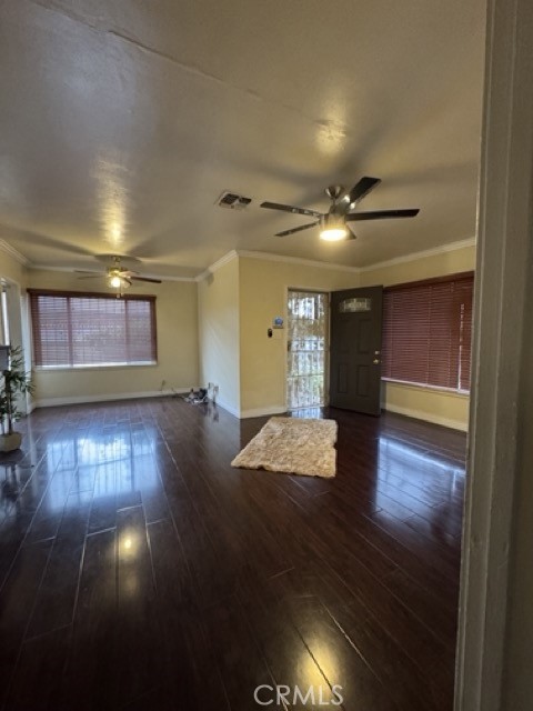 1301 E 106th Street, Los Angeles CA: https://media.crmls.org/medias/90cd2ad6-3219-41a2-a9c3-0c81d04b45f7.jpg