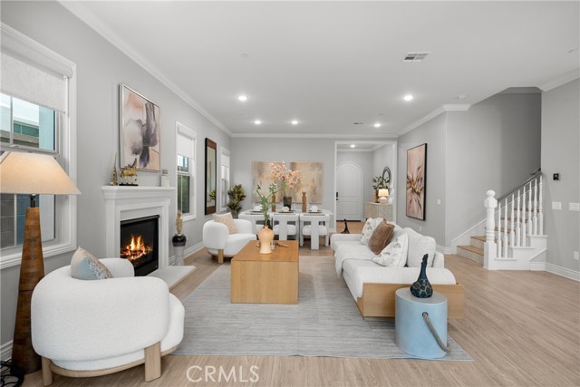 Detail Gallery Image 5 of 49 For 113 Wanderer, Irvine,  CA 92618 - 4 Beds | 4/1 Baths