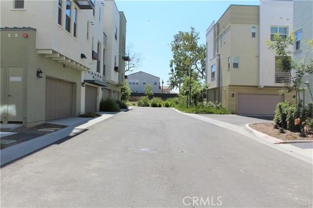 Detail Gallery Image 30 of 49 For 140 Paramount, Irvine,  CA 92618 - 3 Beds | 3/1 Baths