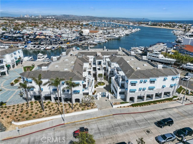 Detail Gallery Image 21 of 27 For 2600 Newport Bld #218,  Newport Beach,  CA 92663 - 2 Beds | 2 Baths