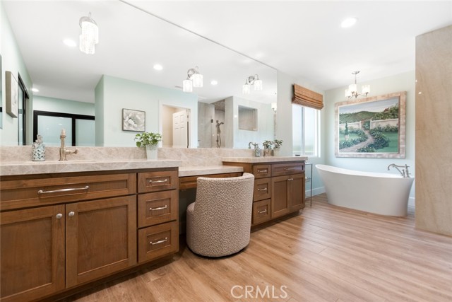 Isn't this bathroom just stunning?