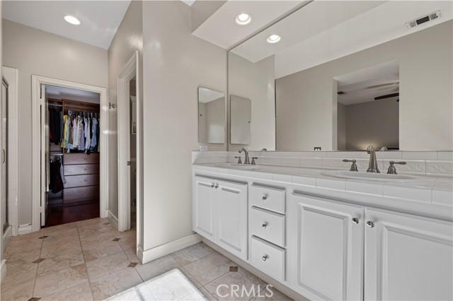 23402 Brookdale Lane, Valencia CA: https://media.crmls.org/medias/90d027c0-727f-459c-a670-297b8884bd40.jpg
