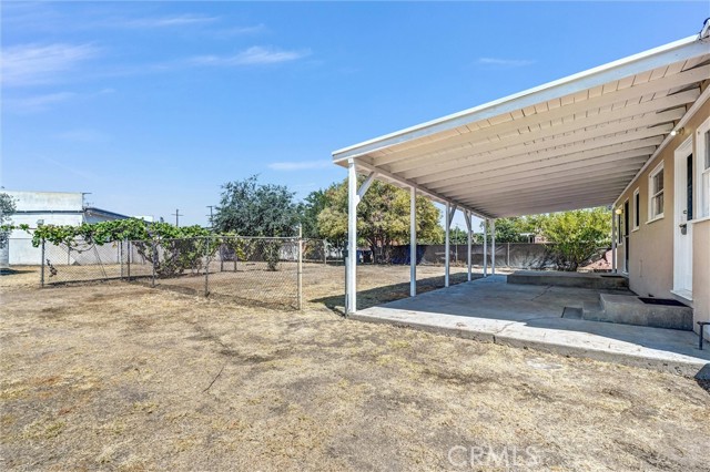 7607 Greg Avenue, Sun Valley CA: https://media.crmls.org/medias/90d0be27-69dc-4bfd-a630-d4c091ff196e.jpg
