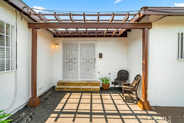 1933 W 147th Street, Gardena CA: https://media.crmls.org/medias/90d0c4ce-5c05-46bc-be76-44ea59c0e4f9.jpg