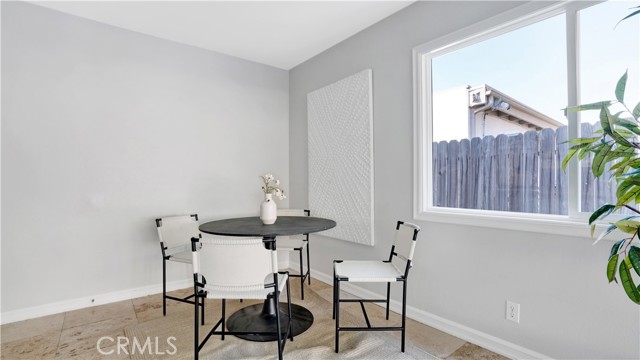 25012 Express Drive, Laguna Hills CA: https://media.crmls.org/medias/90d25ebc-48ce-47e7-abcc-29122f3e5dd0.jpg