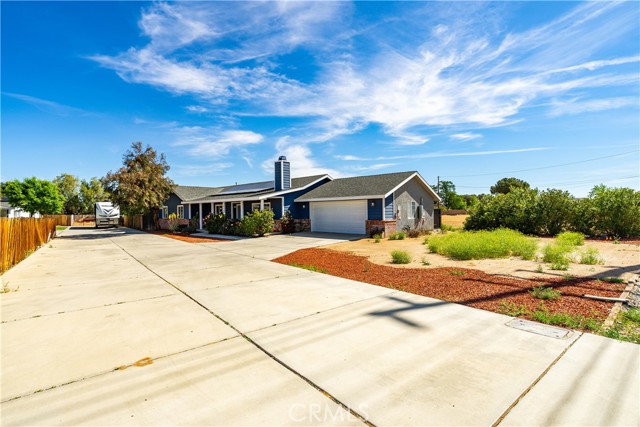 Detail Gallery Image 5 of 38 For 5137 W Avenue L, Quartz Hill,  CA 93536 - 4 Beds | 2 Baths