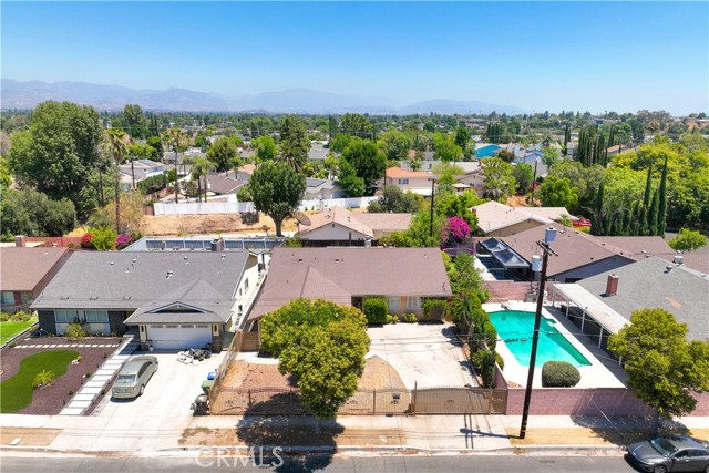 9946 Ruffner Avenue, North Hills CA: https://media.crmls.org/medias/90d36fc2-3ff3-4904-8da0-6eb518269141.jpg