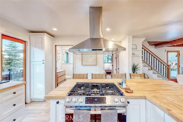 Detail Gallery Image 13 of 58 For 481 Heliotrope Dr, Lake Arrowhead,  CA 92352 - 3 Beds | 2/1 Baths