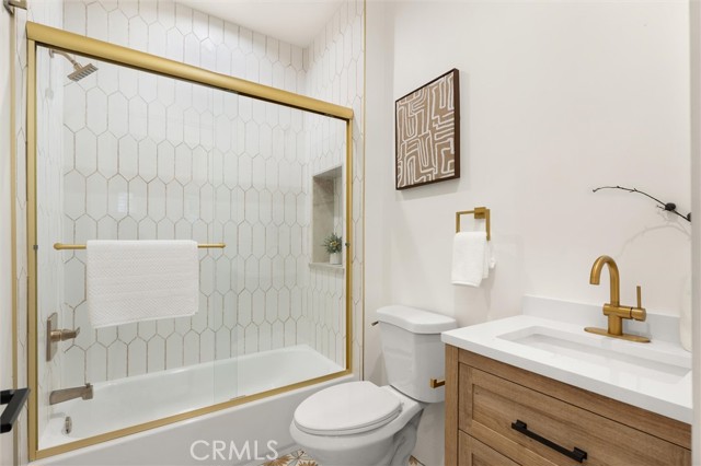 Detail Gallery Image 27 of 46 For 5850 Burwood Ave, Los Angeles,  CA 90042 - 3 Beds | 2 Baths