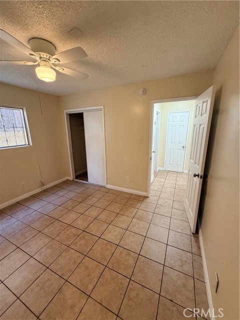 Detail Gallery Image 9 of 21 For 426 E 79th St #1,  –,  CA 90003 - 2 Beds | 1 Baths