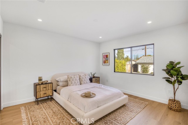 Detail Gallery Image 19 of 29 For 7932 Woodlake, West Hills,  CA 91304 - 4 Beds | 3 Baths