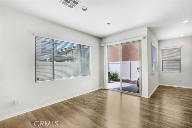11839 Greenbrier Lane, Grand Terrace CA: https://media.crmls.org/medias/90d5233d-c71d-4cfd-a08a-7831025cfad2.jpg