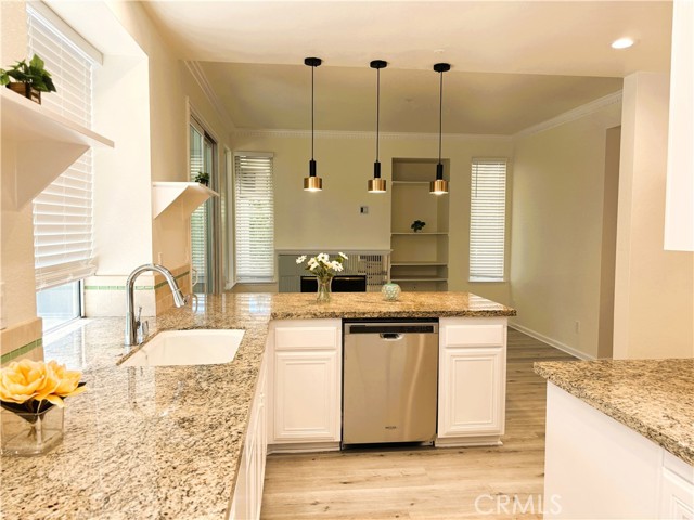 7200 Comiso Way, Rancho Cucamonga CA: https://media.crmls.org/medias/90d59451-6278-4817-a237-be5597cd1a34.jpg