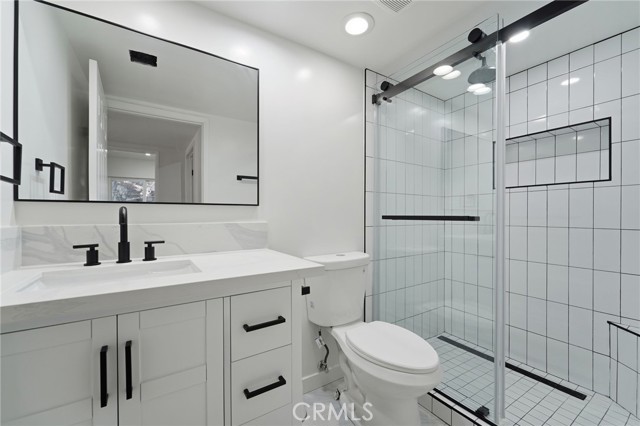 Detail Gallery Image 27 of 40 For 13047 Garris, Granada Hills,  CA 91344 - 4 Beds | 3 Baths