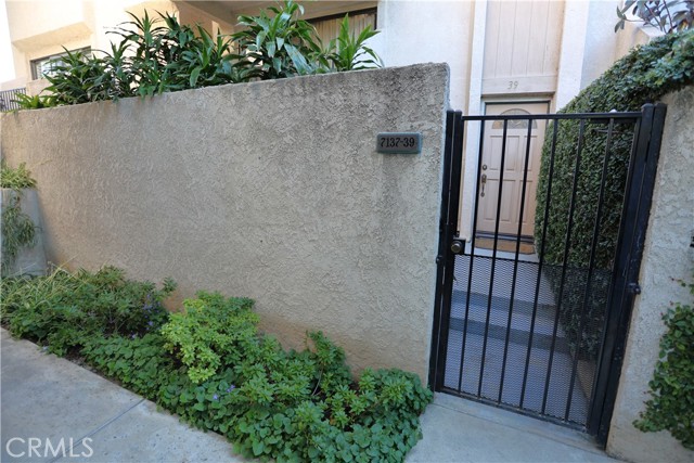 Detail Gallery Image 1 of 19 For 7137 Shoup Ave #39,  West Hills,  CA 91307 - 3 Beds | 2/1 Baths