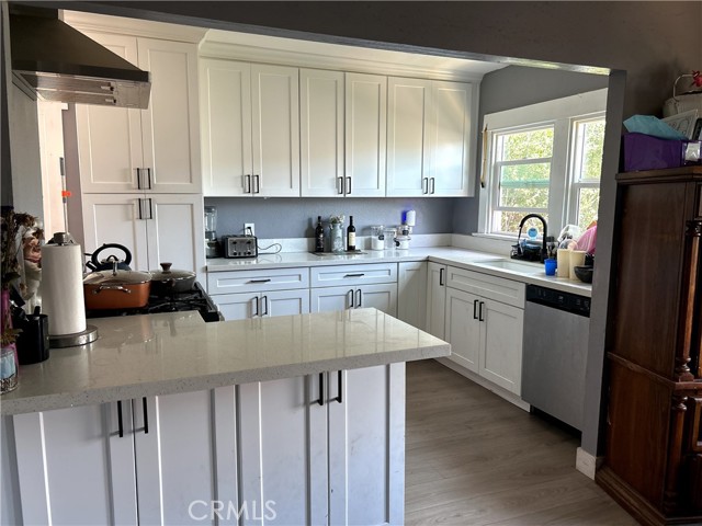 328 Vista Place, Los Angeles CA: https://media.crmls.org/medias/90d6c832-817f-44a2-88a4-0da7b51e2a39.jpg
