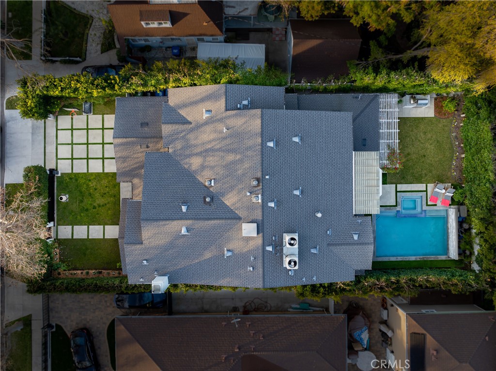 https://media.crmls.org/medias/90d7356c-0580-455e-808a-d52a4153aab4.jpg?preset=X-Large