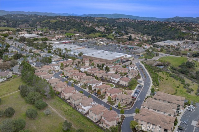 Detail Gallery Image 30 of 30 For 120 Village Cir, Pismo Beach,  CA 93449 - 3 Beds | 2/1 Baths