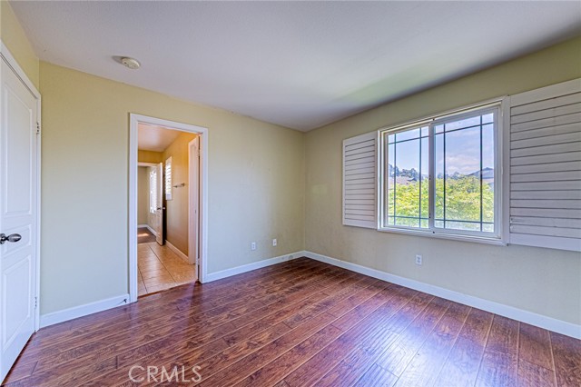 955 Blackberry Lane, Carson CA: https://media.crmls.org/medias/90d864a2-e3c3-417b-9b6c-e8f183ee989f.jpg