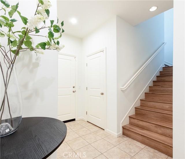 123 Hayseed, Irvine CA: https://media.crmls.org/medias/90d8ba2f-f6aa-41de-ba90-4b183d86de8b.jpg