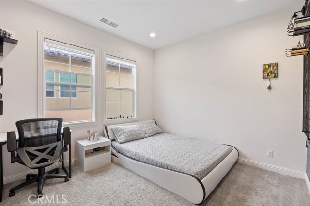 155 Bryce Run, Lake Forest CA: https://media.crmls.org/medias/90d8ea82-4da4-4784-a3f9-c5bbfd119a3f.jpg