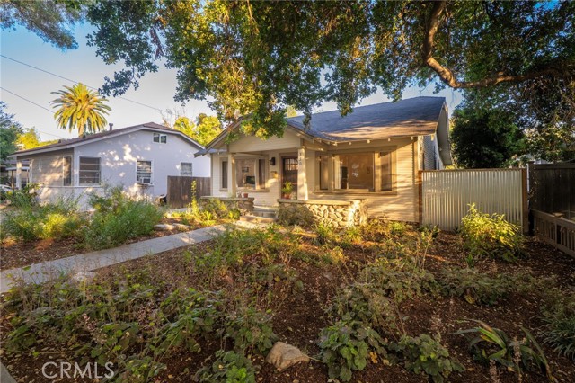 Detail Gallery Image 38 of 46 For 330 W 6th St, Claremont,  CA 91711 - 2 Beds | 1 Baths