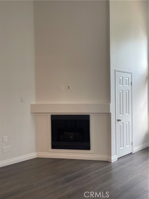 5515 Canoga Avenue, Woodland Hills CA: https://media.crmls.org/medias/90d9b1a0-4d9c-49bc-a548-7326b43cb4b4.jpg