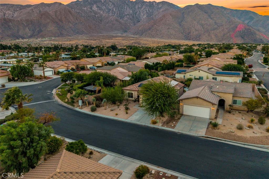 MLS #OC25102142 image #3