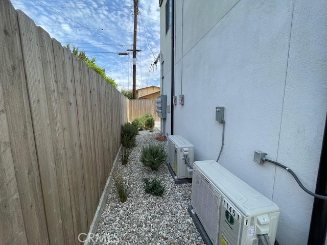 Image 8 of 21 For 11451 Victory Boulevard