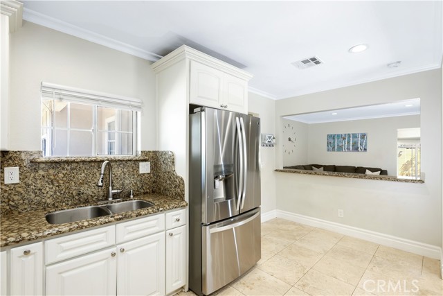 2279 W Falmouth Avenue, Anaheim CA: https://media.crmls.org/medias/90da5c0f-1afa-4af6-8e5d-7b709af473eb.jpg
