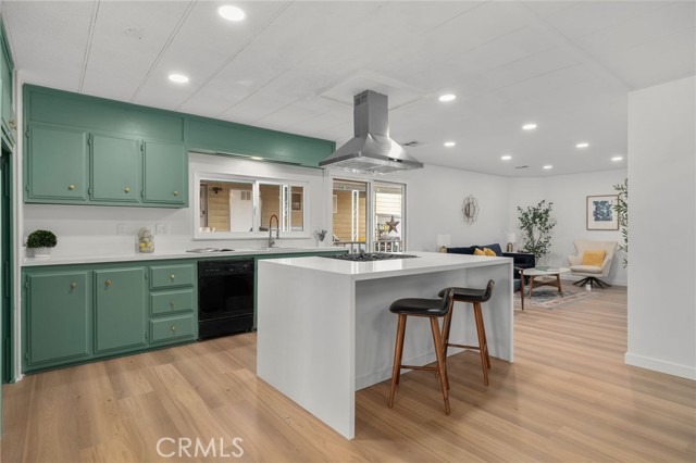 626 N. Dearborn Street, Redlands CA: https://media.crmls.org/medias/90dacb35-5d68-44ad-b9db-a437128c8a40.jpg