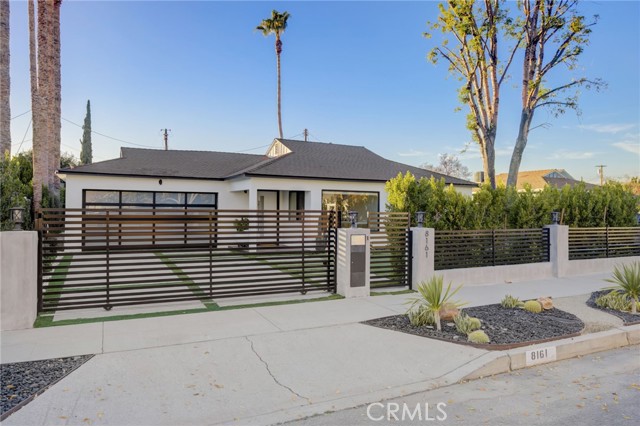 Detail Gallery Image 20 of 66 For 8161 Encino Ave, Northridge,  CA 91325 - 4 Beds | 3 Baths
