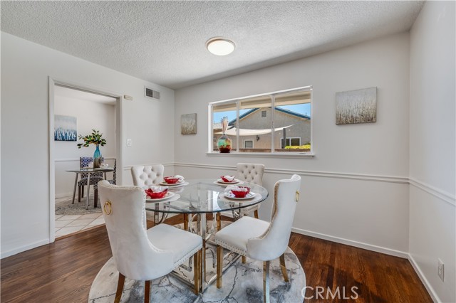 Detail Gallery Image 10 of 31 For 1313 W Ash Ave, Fullerton,  CA 92833 - 3 Beds | 2 Baths