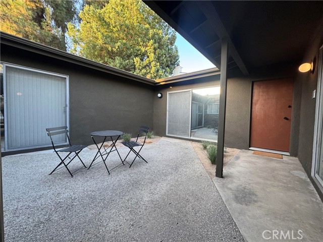 15929 Sunburst Street, North Hills CA: https://media.crmls.org/medias/90dbdc91-4b03-4878-91d1-d7ac1ff24eb5.jpg