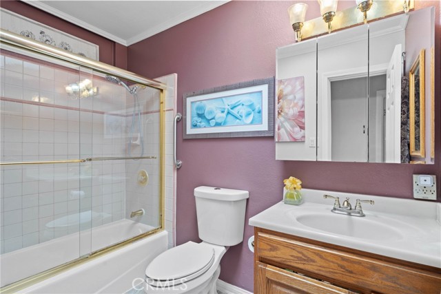 8252 McFadden Avenue, Midway City CA: https://media.crmls.org/medias/90dc36be-fcf5-4f87-89a4-dccc80194d55.jpg
