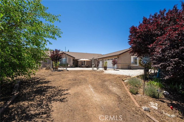 7575 Rancho Road, Wrightwood CA: https://media.crmls.org/medias/90dca050-dff2-4109-b666-c3b9ac371e6b.jpg