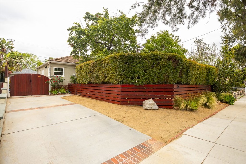 3309 Wedgewood Lane Burbank img 33